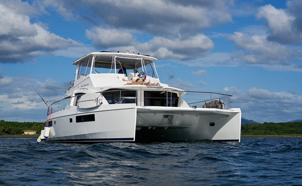 Boat Description - PLAYGROUNDS Costa Rica Yacht Rental, Luxury Ocean Adventures